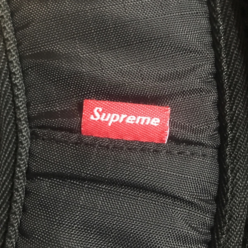Supreme Reflective Repeating backpack - Picture 3 of 4